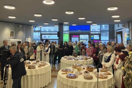 avelikonocne_dobrote_primoz_primec05