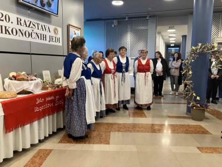 avelikonocne_dobrote_primoz_primec06